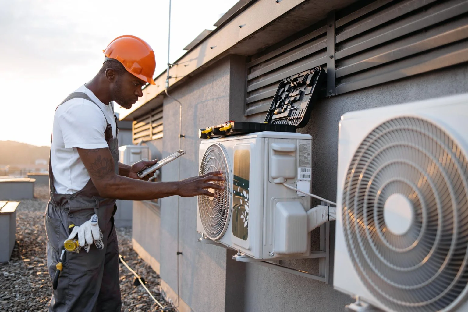 HVAC Services - خدمات التدفئة والتهوية والتكييف